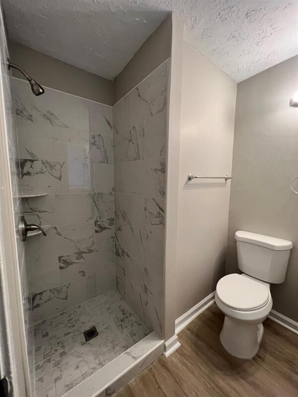 Building Photo - 1 Esquiline Ct