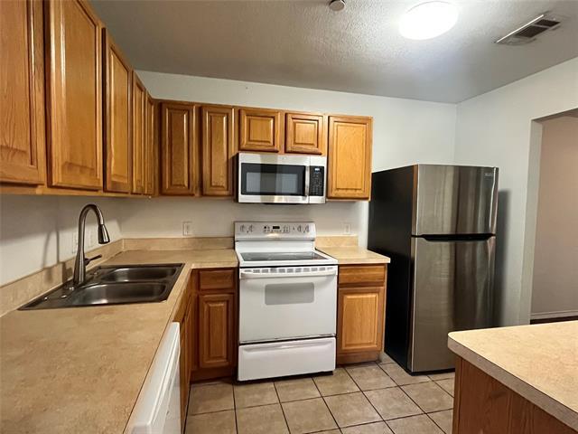 Building Photo - 1117 Weston Dr