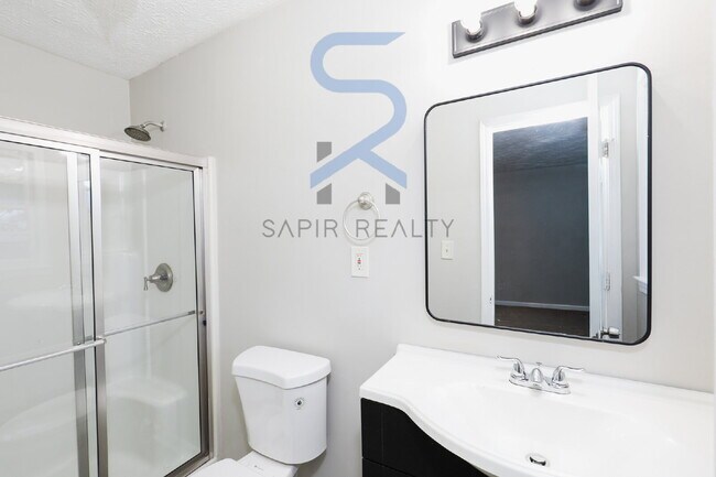 Building Photo - Move in before October 15th and get a $250...
