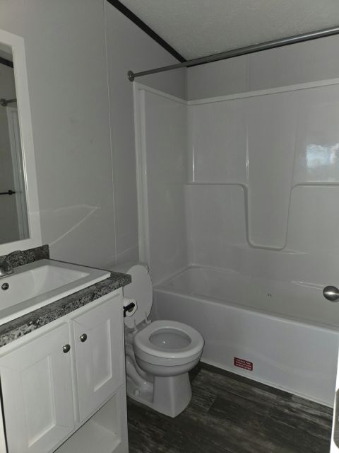 Building Photo - 85 Waterview Pkwy
