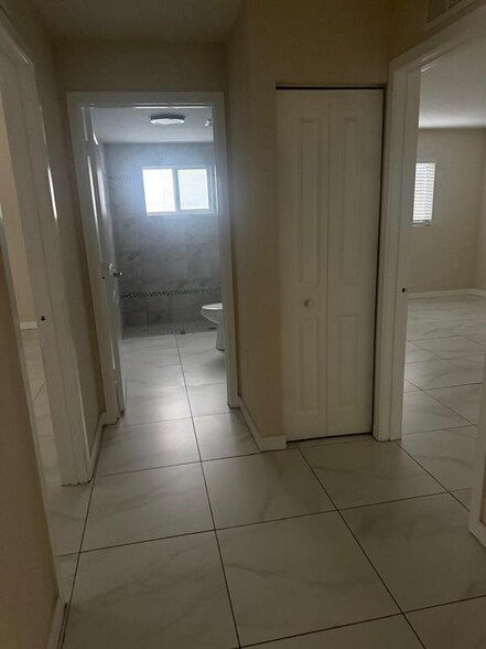 Building Photo - 11585 NW 36th St