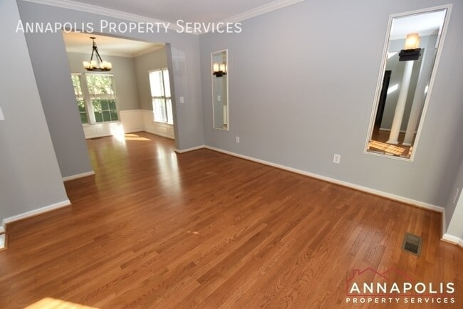 Building Photo - 7 Woodbent Dr