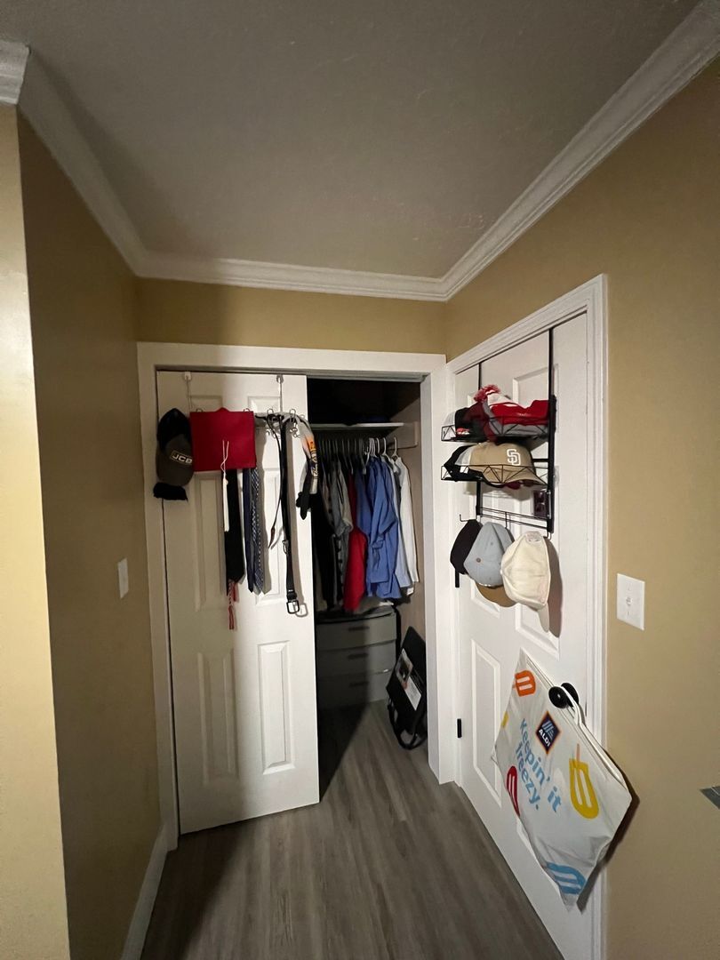 Building Photo - 1230 S Rogers St