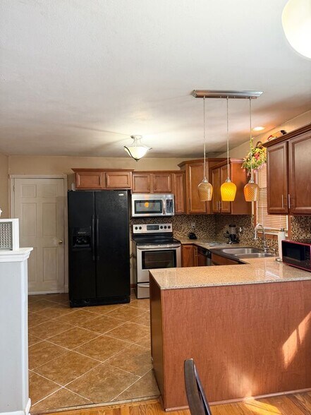 Building Photo - 2211 N 83rd St