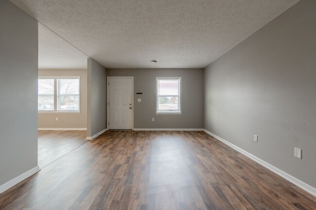 Primary Photo - Gorgeous 3 bedroom unit!