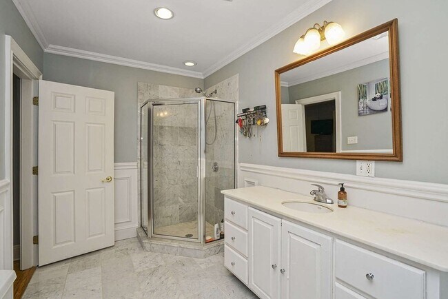 Building Photo - 278 K St