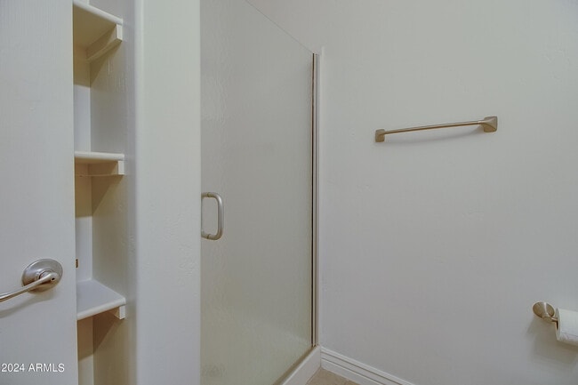 Building Photo - 5450 E Deer Valley Dr
