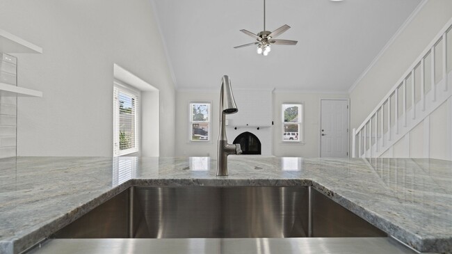Building Photo - Dam Neck Estates Townhomes