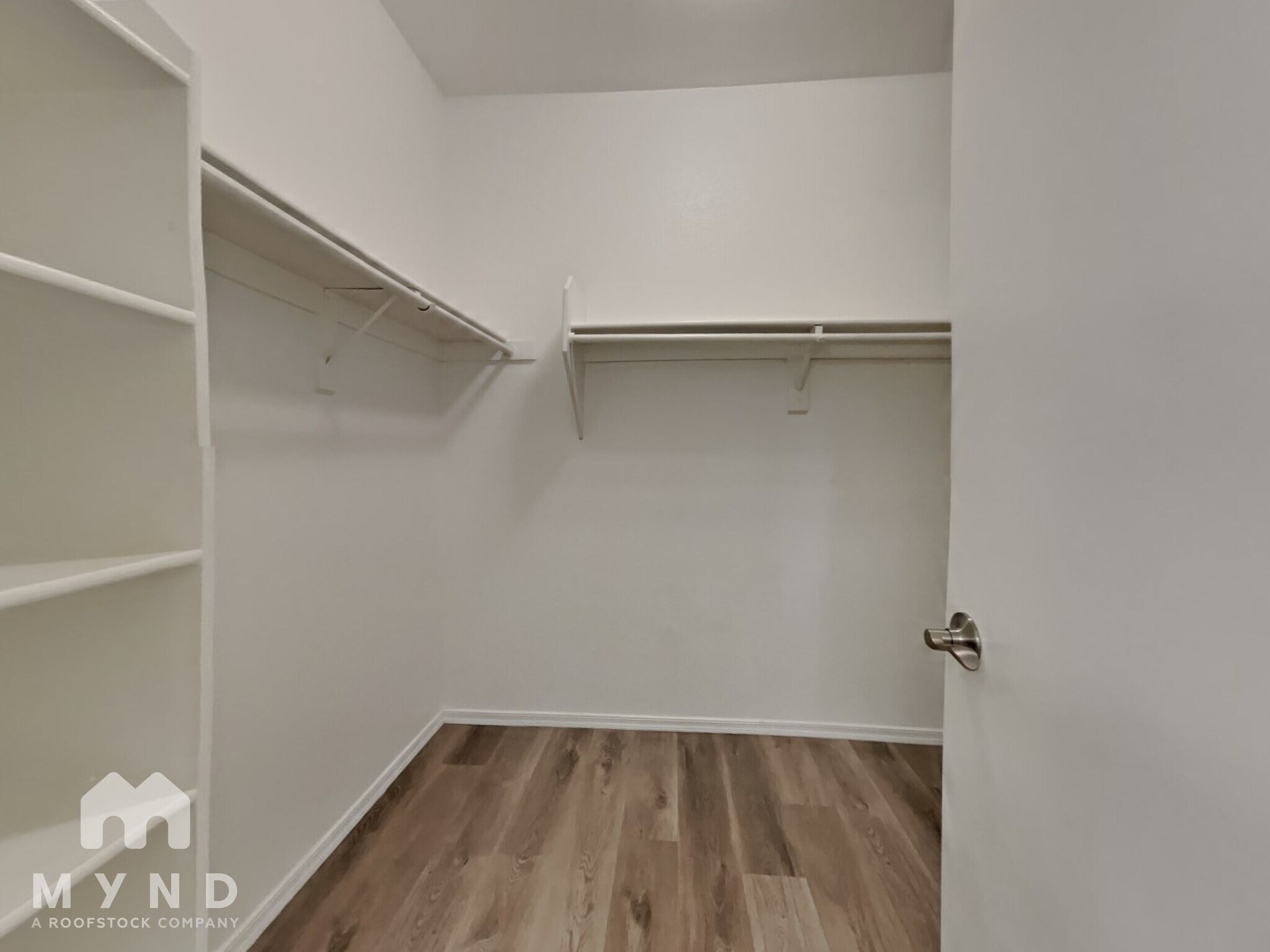 Building Photo - 2607 S 156th Ave