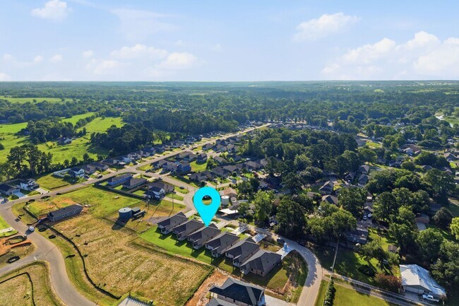 Building Photo - 13134 Lake Conroe Bay Rd