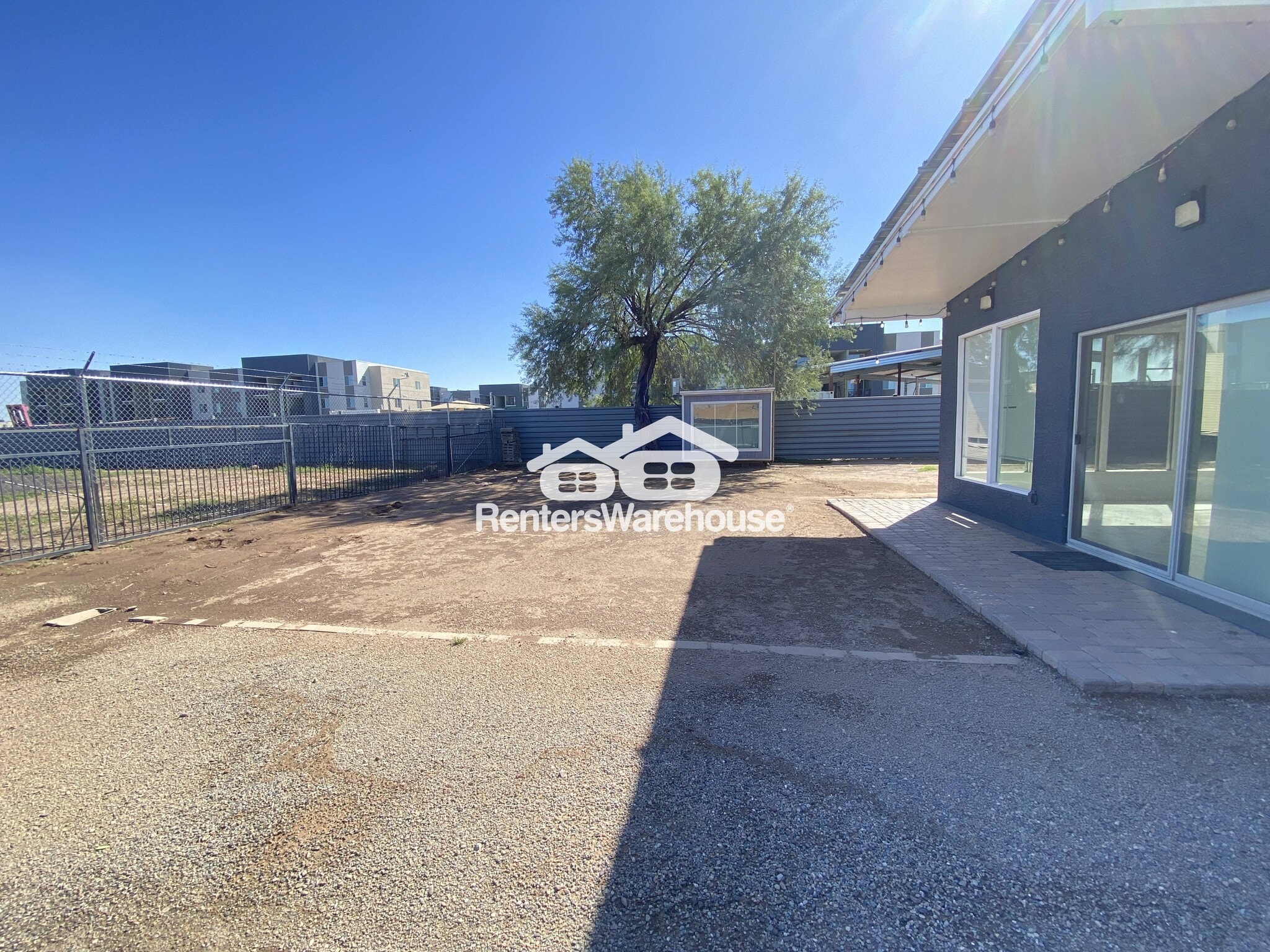 Building Photo - 1007 E Elwood St