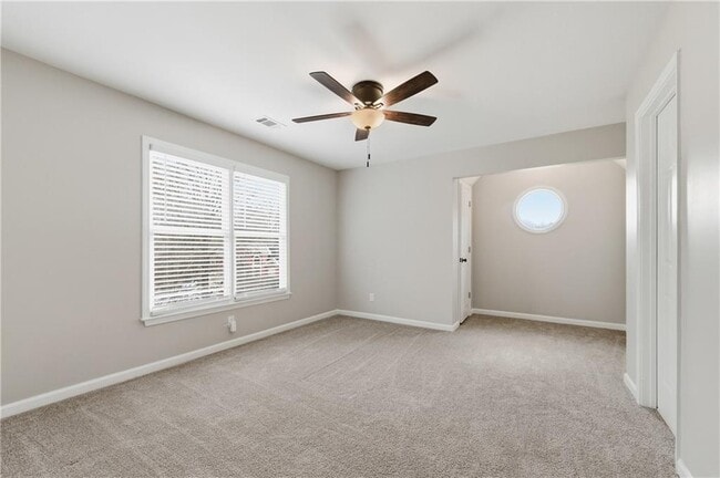 Building Photo - 2570 Wood Creek Ct NE