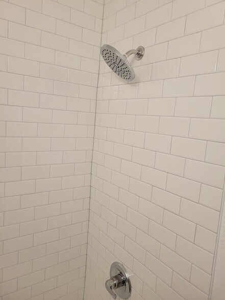 Building Photo - 94 N Sherman St