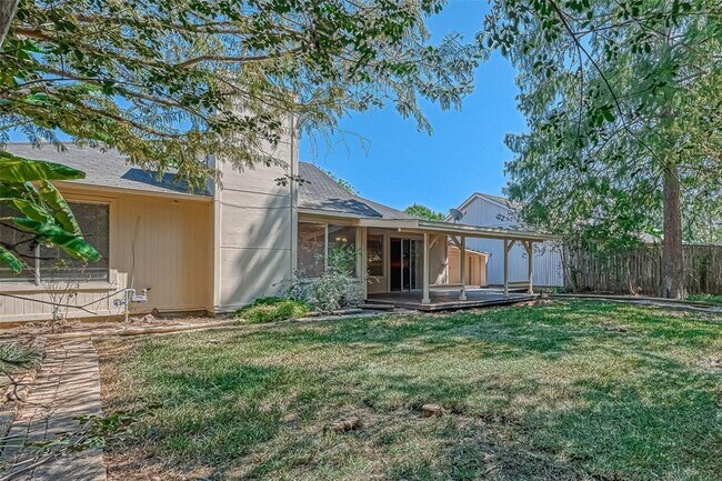 Building Photo - 3022 Whetrock Ln