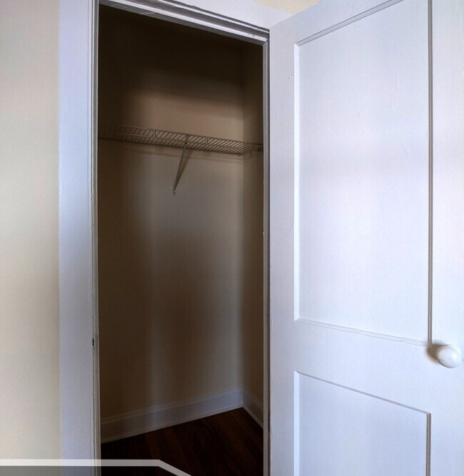 Building Photo - 2651 N Spaulding Ave