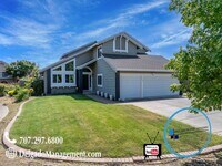 Building Photo - Gorgeous Glen Cove Property Available Soon!