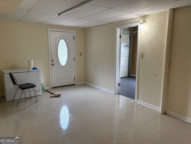 Building Photo - 1481 Drayton Woods Dr