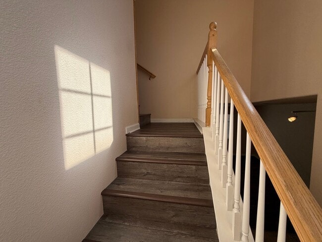 Building Photo - 2371 Roman Dr