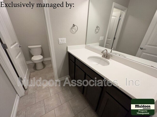 Building Photo - 6838 Black Saddle Dr