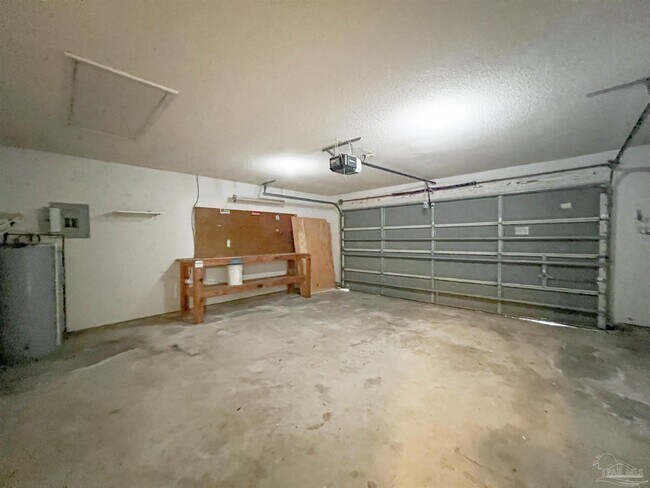 Building Photo - 1297 Middlebrook Dr