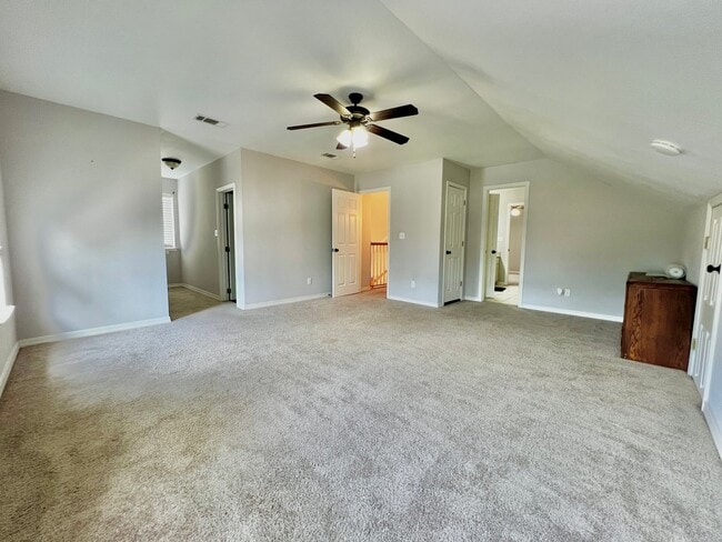 Building Photo - 87129 Golf Club Dr
