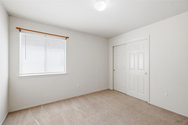 Building Photo - 14704 Yora Dr