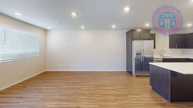 Building Photo - New Construction, Spring Creek / Stylish T...