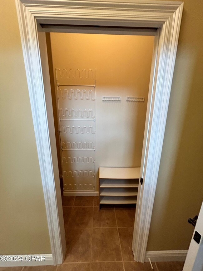 Building Photo - 7134 Bay Crest Rd