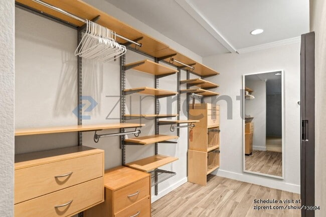 Building Photo - 3335 Brittan Ave