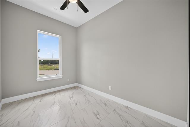 Building Photo - 2362 Usman Dr