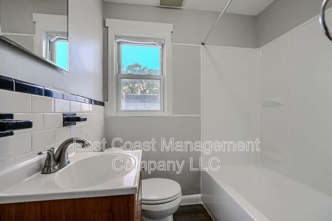 Building Photo - 2525 Boarman Ave