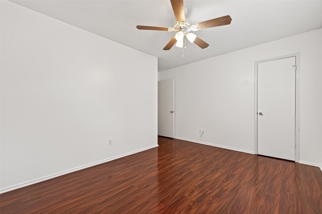 Building Photo - 8411 Tamayo Dr