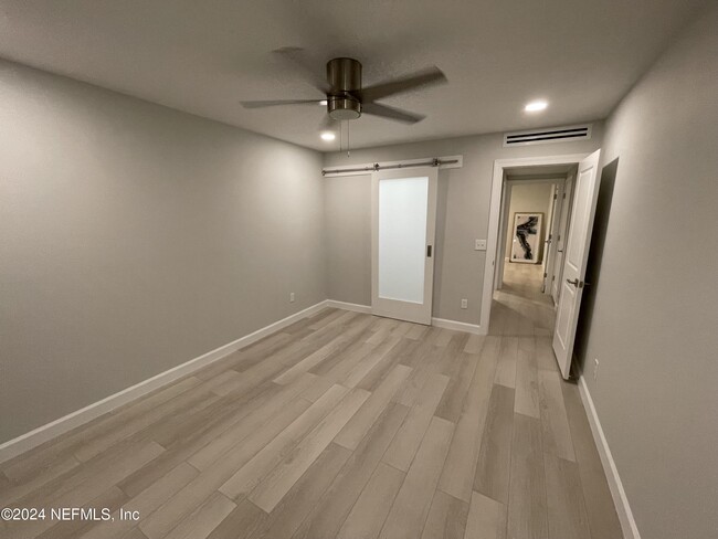Building Photo - 600 Domenico Cir