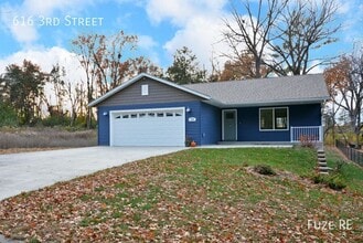 Building Photo - 616 N 3rd St