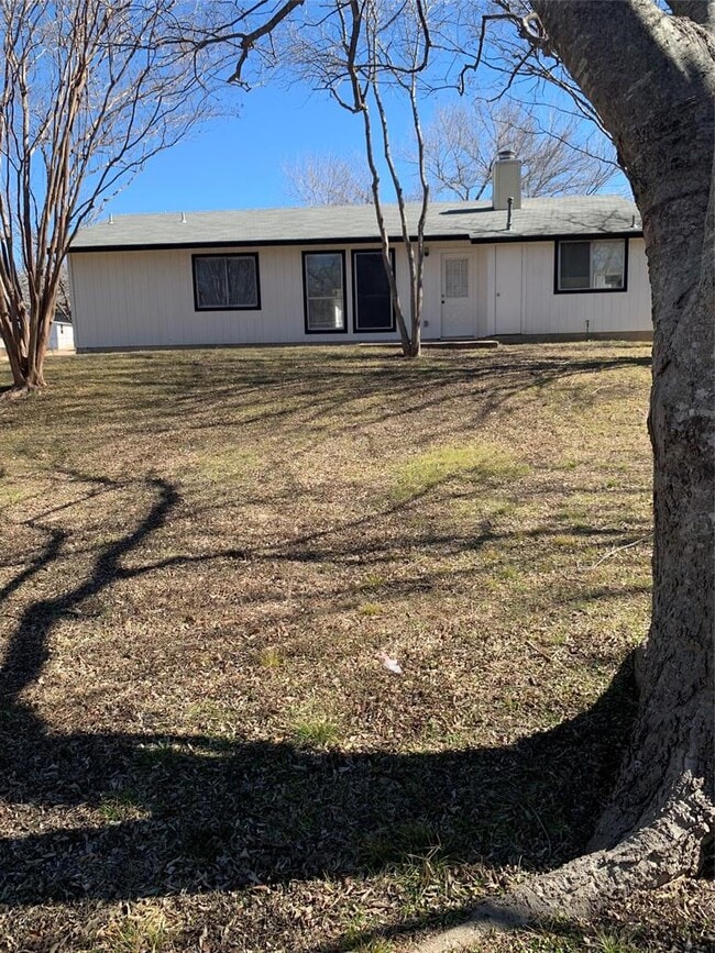 Building Photo - 4608 Bundyhill Dr