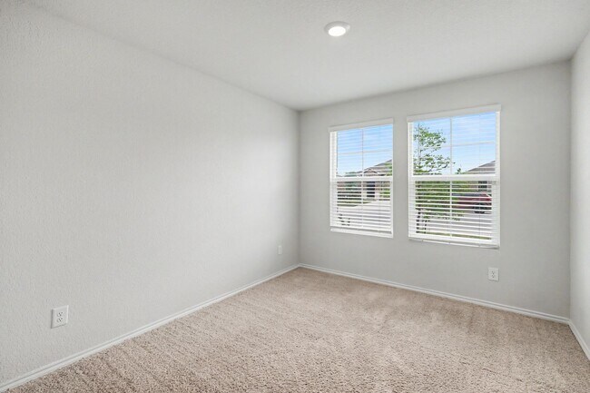 Building Photo - Spacious 3 Bed Home in Seguin | Open Layout + Private Yard!