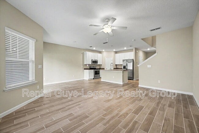 Building Photo - 10323 Alder Creek Ln