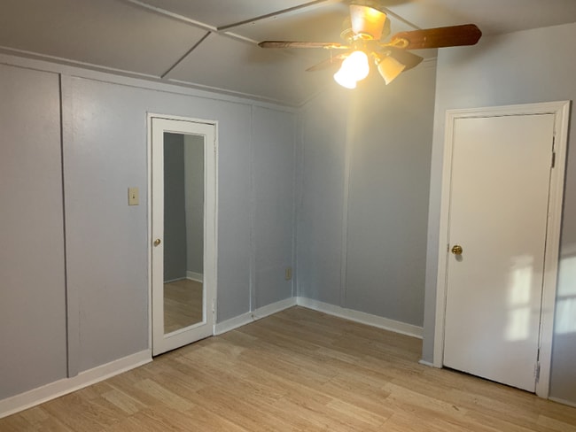 Building Photo - 1129 Magnolia Ave