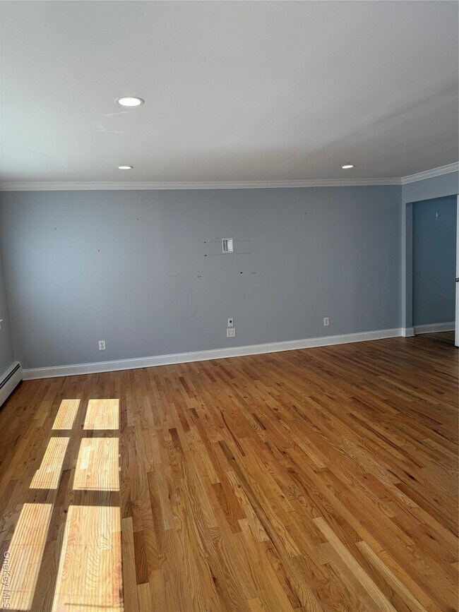 Building Photo - 221 N Middletown Rd