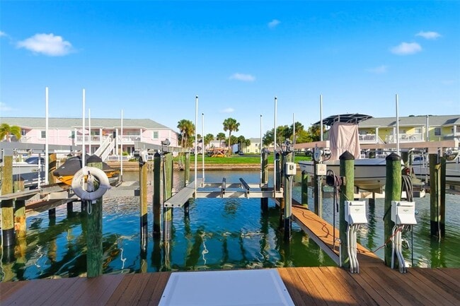 Building Photo - 5174 Beach Dr SE