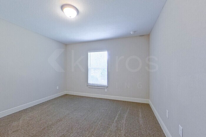 Building Photo - 6 Malauka Radial Pl