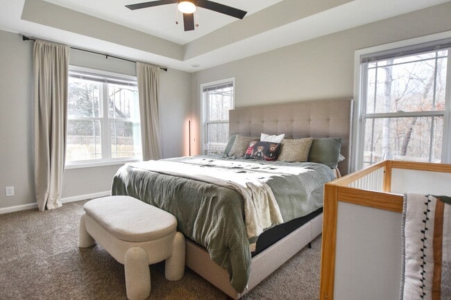 Building Photo - Pet Friendly Three Bedroom!