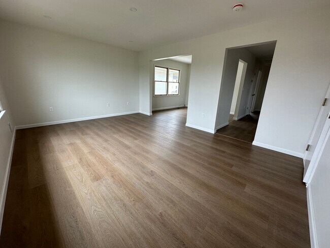 Building Photo - 263 Schuyler Ave