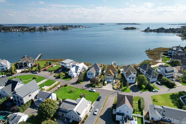 Building Photo - 50 Shorefront Park