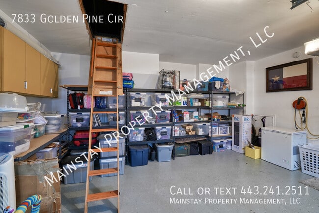 Building Photo - 7833 Golden Pine Cir