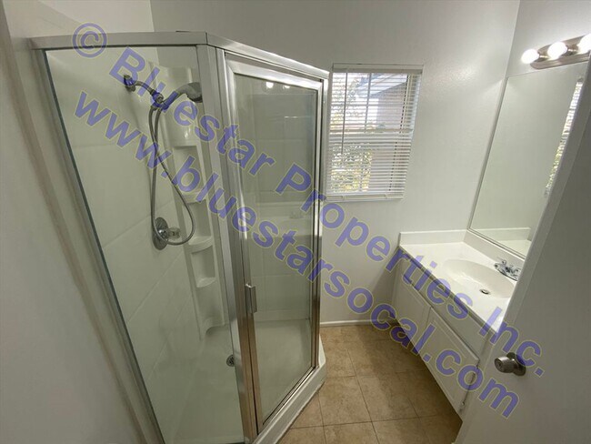 Building Photo - 15096 Roan Cir