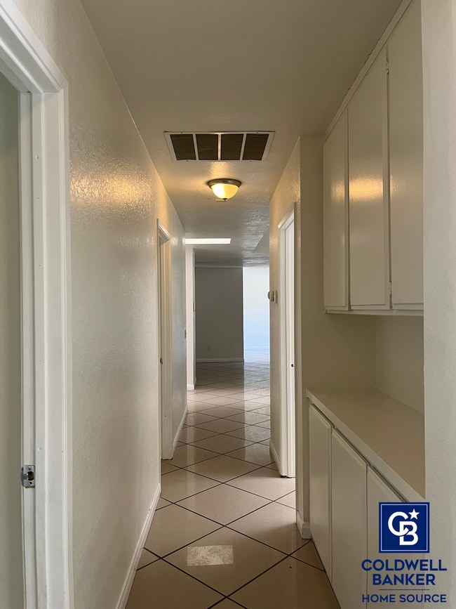 Building Photo - Move-In Ready Beauty with Granite Kitchen, Stainless Steel Appliances & Expansive Backyard