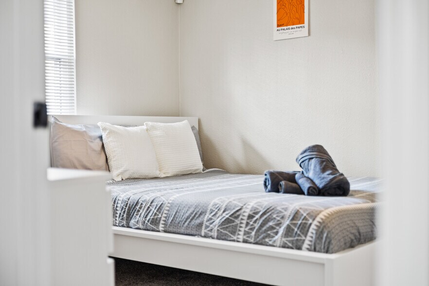 Building Photo - 76 Haygood Ave SE