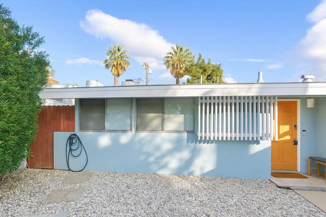 Building Photo - Mid-Century-Inspired 3-Bed / 2-Bath Home — Clean Lines, Modern Upgrades & Quiet Living