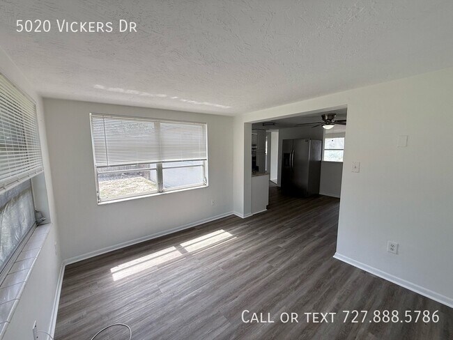 Building Photo - 5020 Vickers Dr